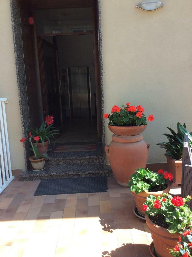 Casa Celeste Apartment Viareggio Exterior photo